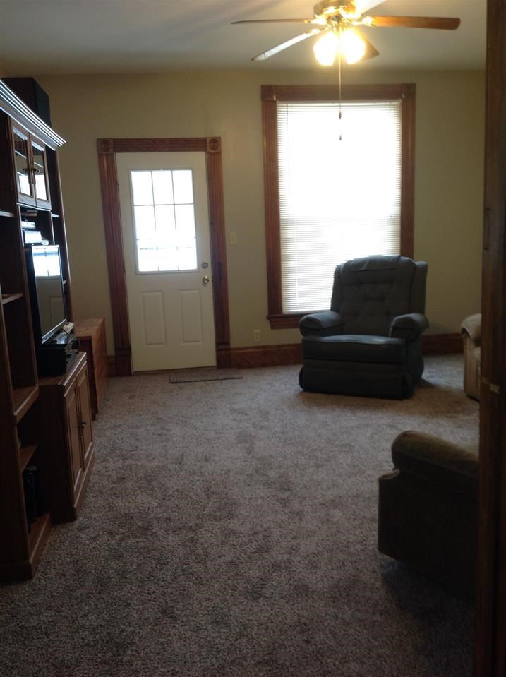 1723 Stults Road Huntington, IN 46750 - Photo 4 of 12 Gallery Image 4