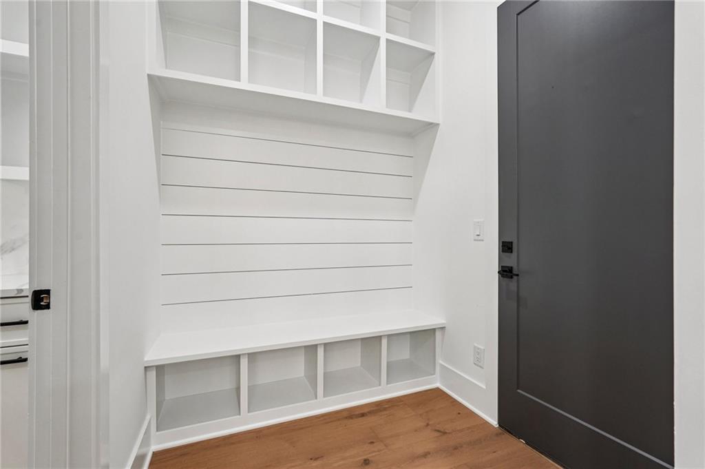 816 Riverside Road Sugar Hill, GA 30518 - Photo 24 of 85