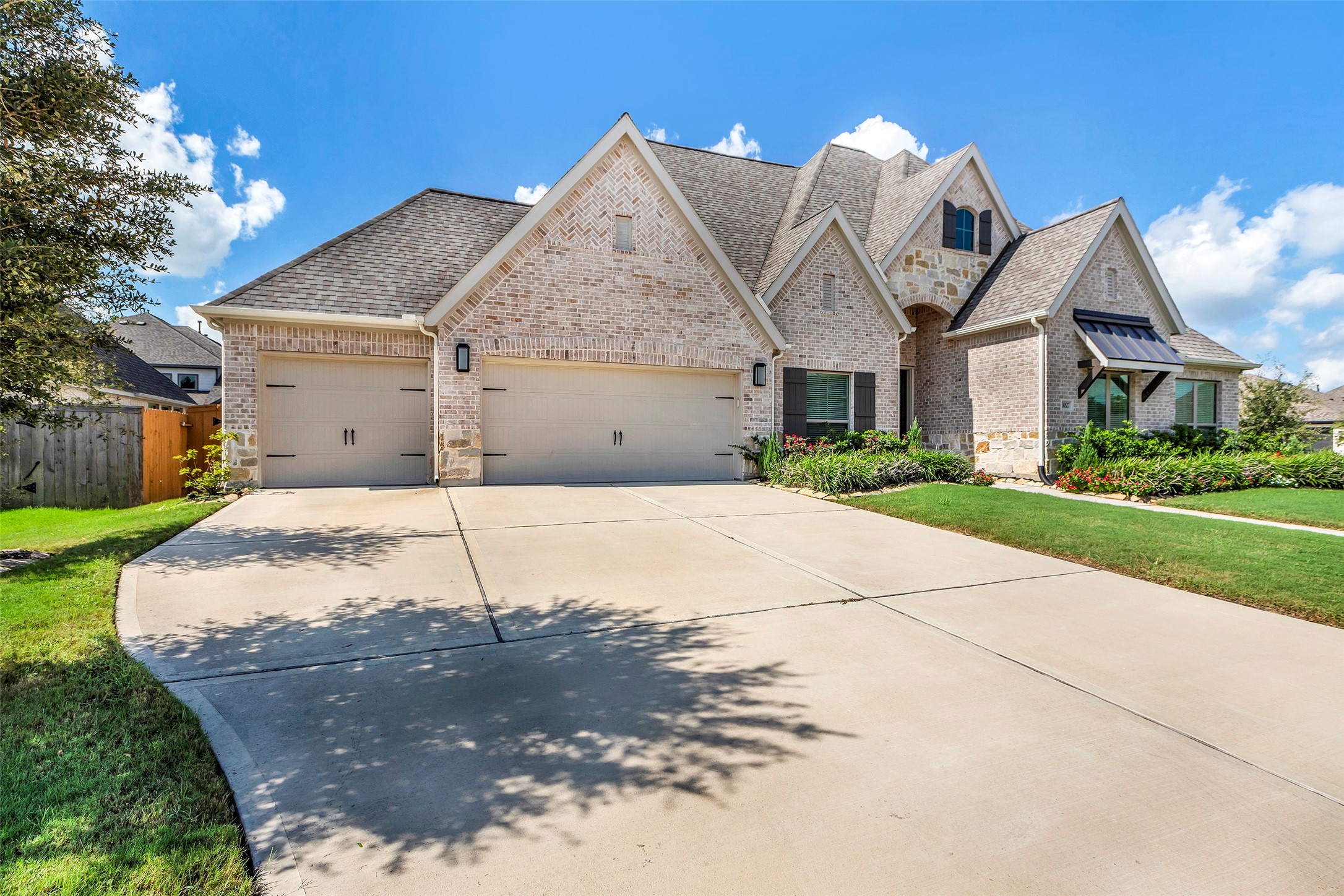 30527 Watershed Way Fulshear, TX 77441 - Photo 3 of 41
