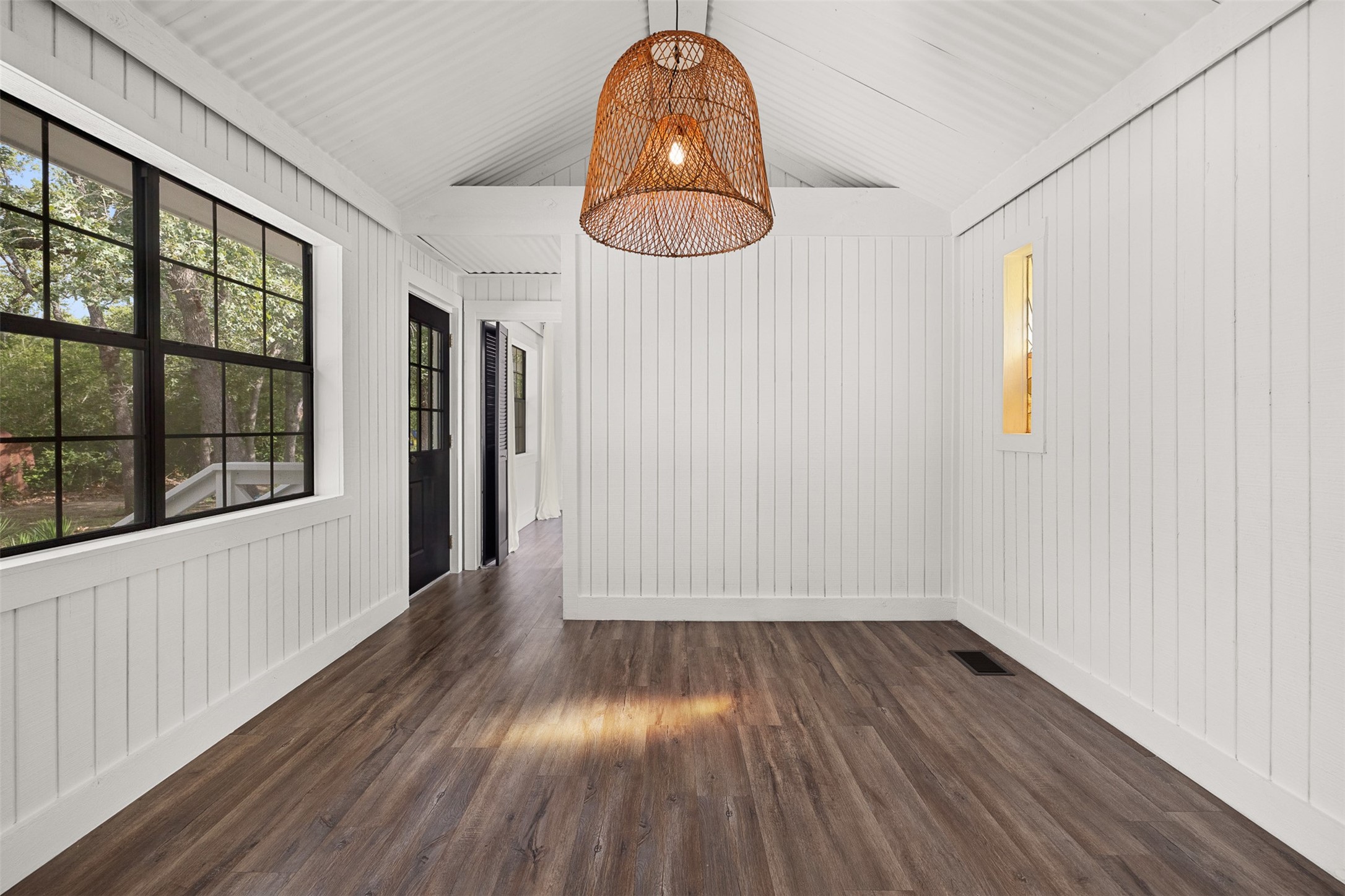 6811 Mockingbird Road Flatonia, TX 78941 - Photo 10 of 44 Dining Room
