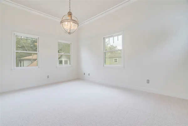 $4,800 | 512 East 49th Street, Unit A, Austin, TX 78751