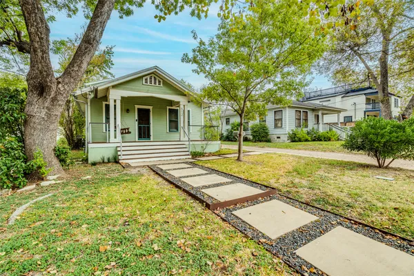 $4,800 | 512 East 49th Street, Unit A, Austin, TX 78751