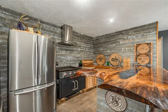 $1,199,000 | 203 Old Heidelberg Road, Vienna, NY 13042