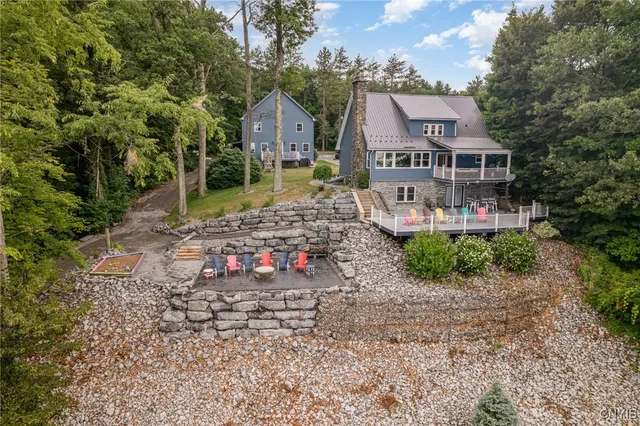 $1,199,000 | 203 Old Heidelberg Road, Vienna, NY 13042