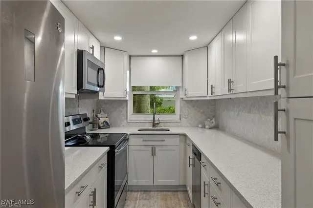 $114,500 | 817 Courtington Lane, Unit 2, Fort Myers, FL 33919