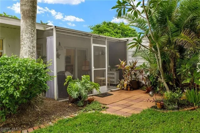 $114,500 | 817 Courtington Lane, Unit 2, Fort Myers, FL 33919
