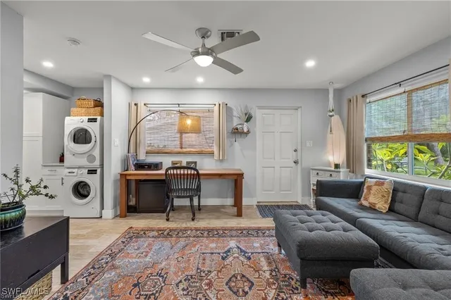 $114,500 | 817 Courtington Lane, Unit 2, Fort Myers, FL 33919