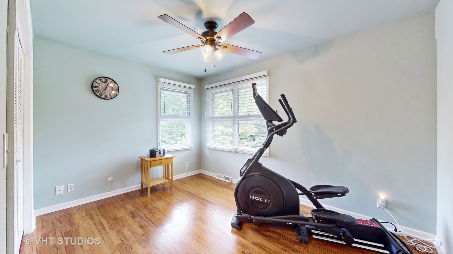 41W965 Empire Road St. Charles, IL 60175 - Photo 19 of 44 a view of a room with gym equipment