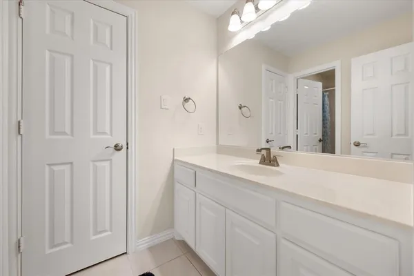 $585,000 | 118 Red Pine Drive, Red Oak, TX 75154