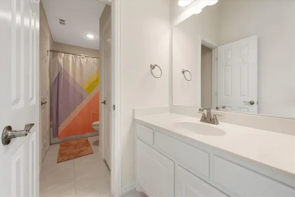 $585,000 | 118 Red Pine Drive, Red Oak, TX 75154