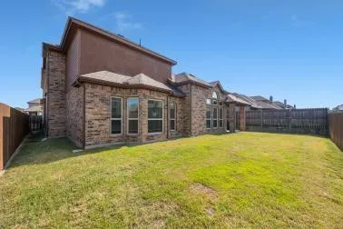 $585,000 | 118 Red Pine Drive, Red Oak, TX 75154