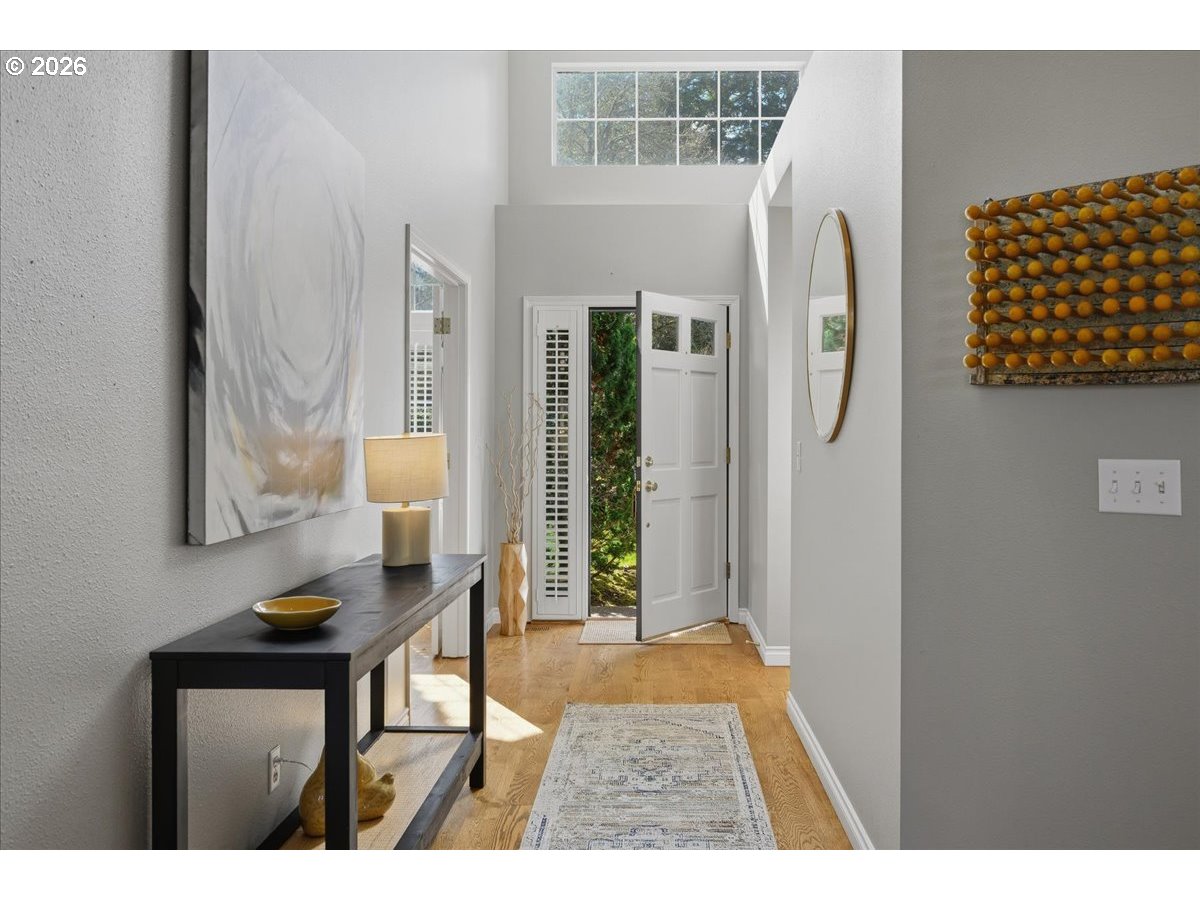 11206 Southwest Pintail Loop Beaverton, OR 97007 - Photo 2 of 33