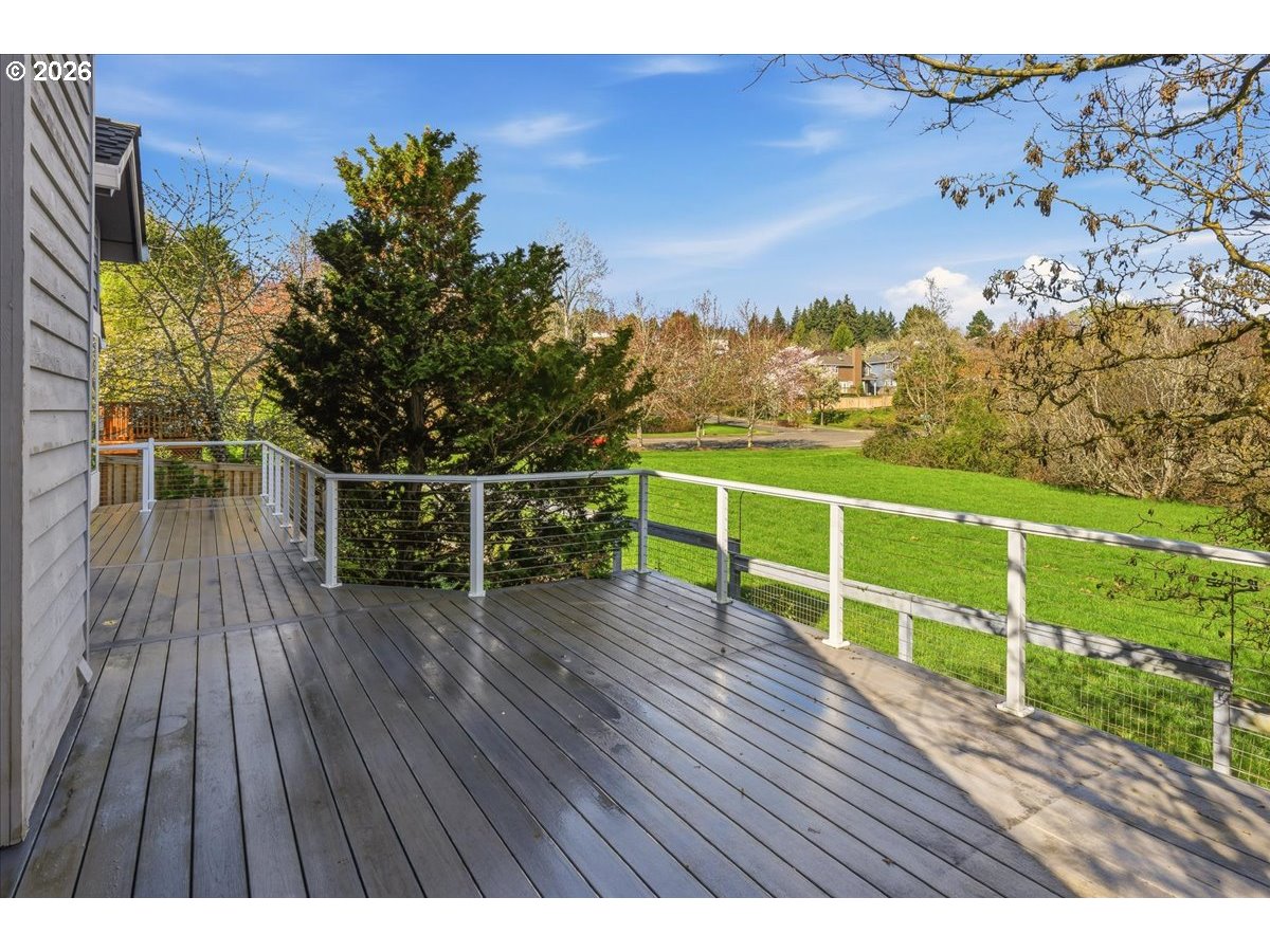 11206 Southwest Pintail Loop Beaverton, OR 97007 - Photo 24 of 33