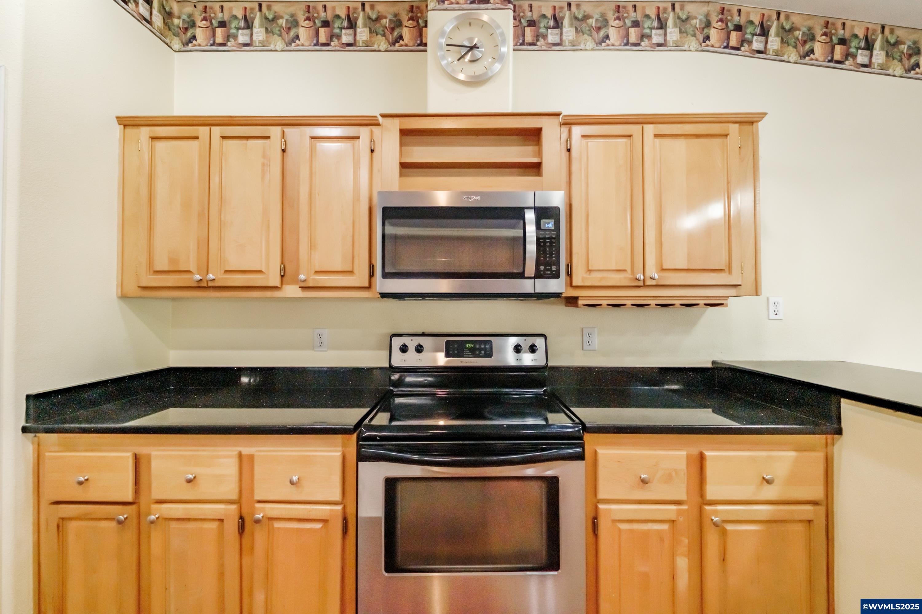 30522 West View Street Lebanon, OR 97355 - Photo 13 of 49