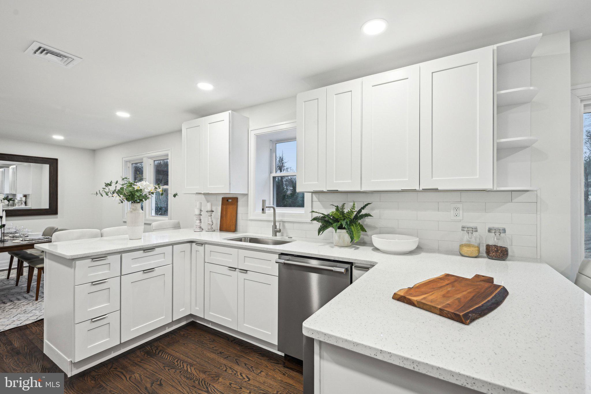 415 Marple Road Broomall, PA 19008 - Photo 13 of 54