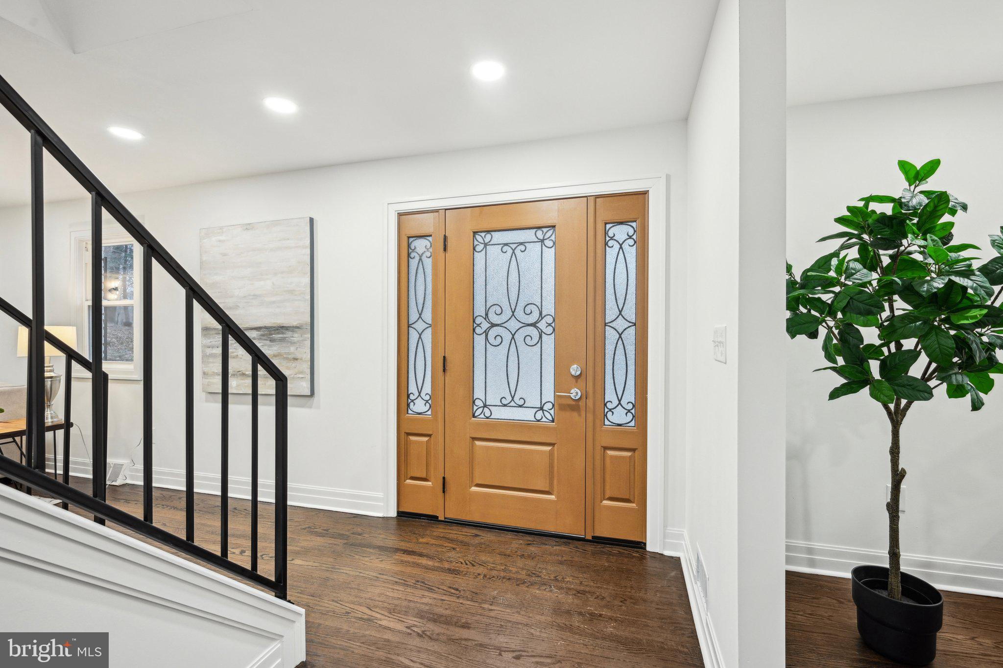 415 Marple Road Broomall, PA 19008 - Photo 3 of 54