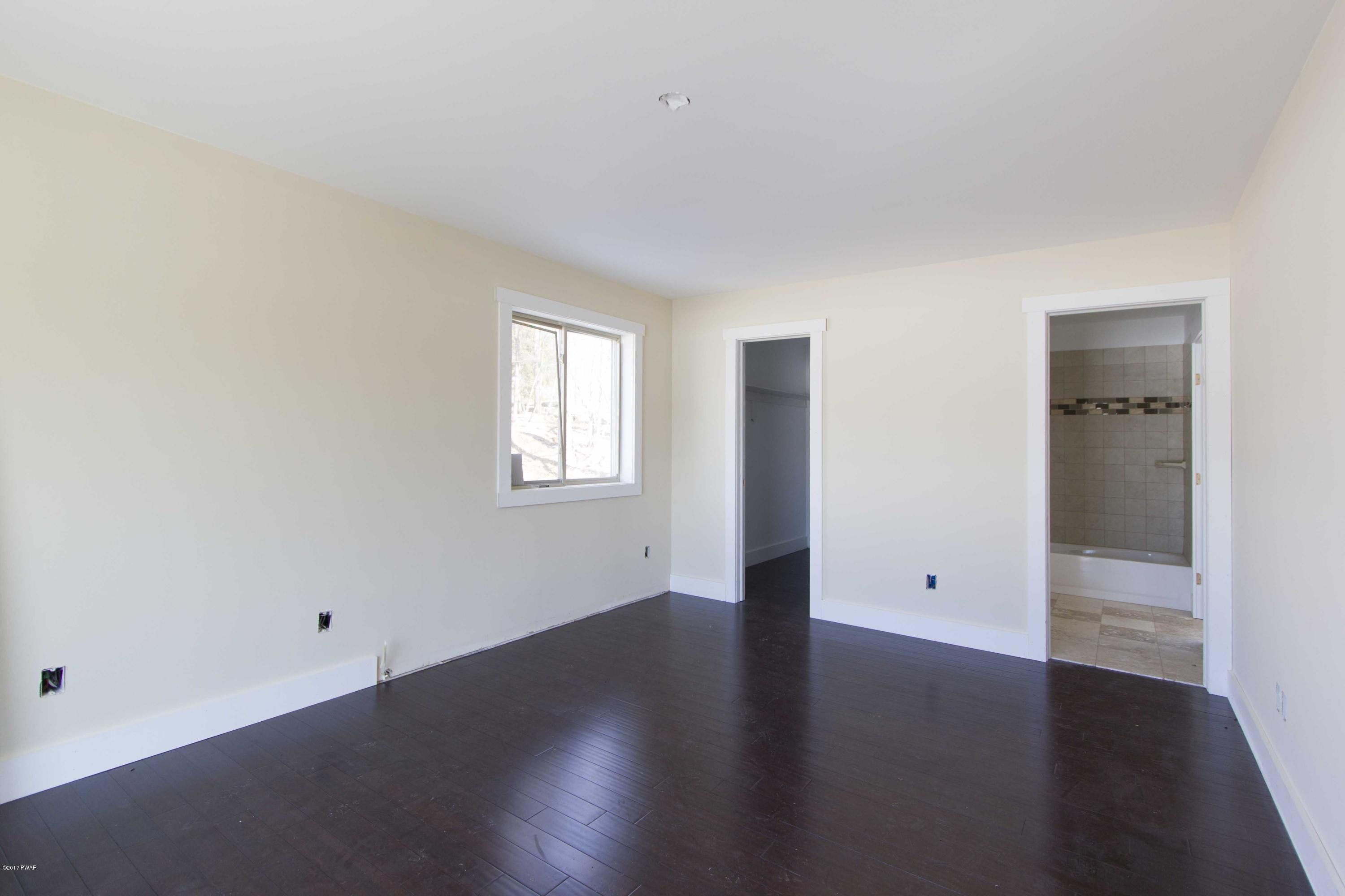 7 Rabbit Run Milford, PA 18337 - Photo 10 of 19