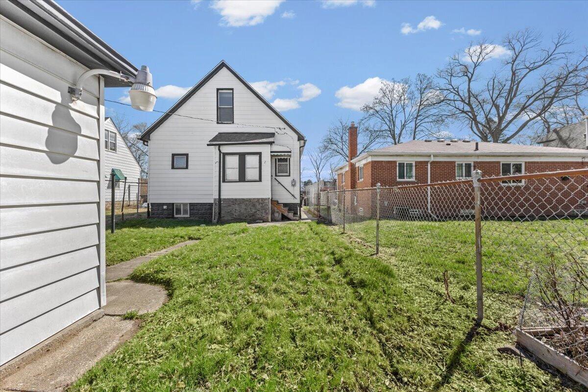 17857 Binder Street Detroit, MI 48212 - Photo 26 of 26 18-IMG_7812