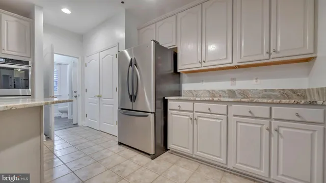 a view of a livingroom with furniture a fireplace