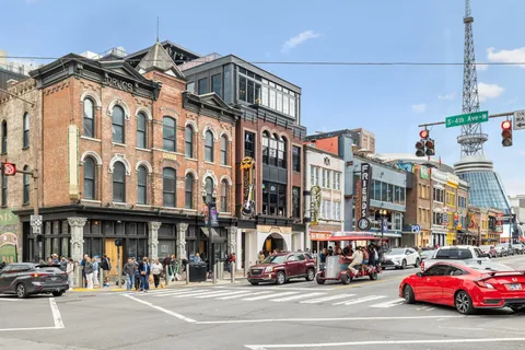 $795,900 | 1616 West End Avenue, Unit 2911, Nashville, TN 37203