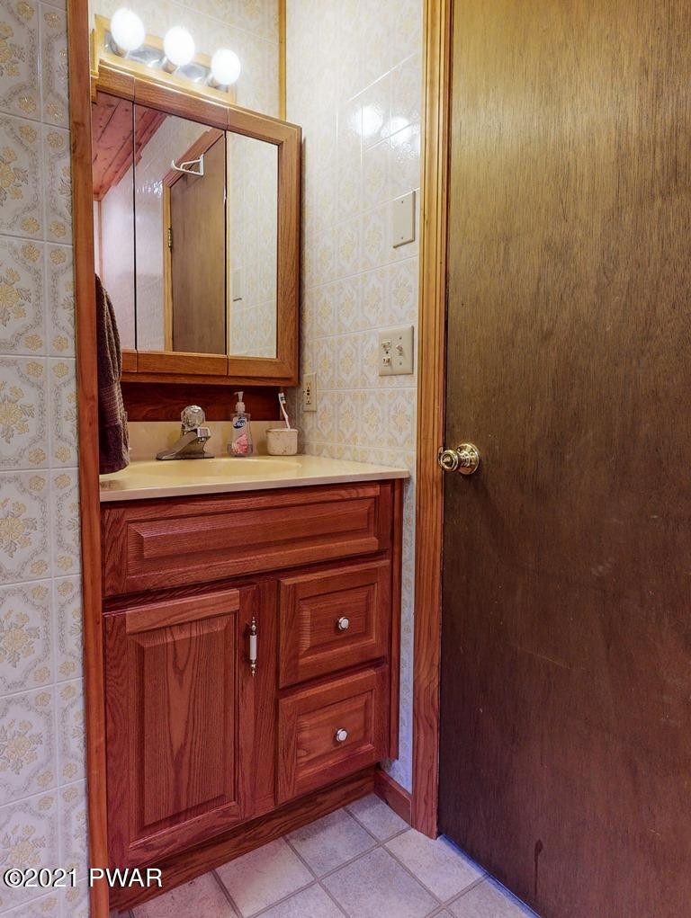 61 Deerfield Road Lake Ariel, PA 18436 - Photo 38 of 75