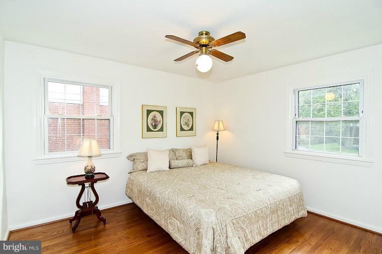 6420 Winnepeg Road Bethesda, MD 20817 - Photo 3 of 18 Bedroom (Master)