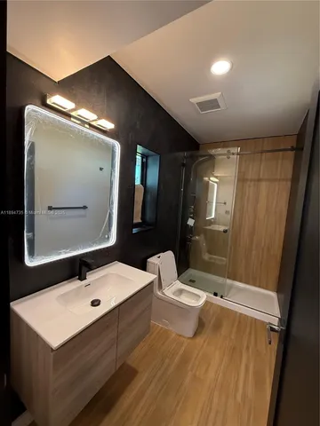 $1,850 | 512 Northwest 2nd Avenue, Unit B, Hallandale Beach, FL 33009