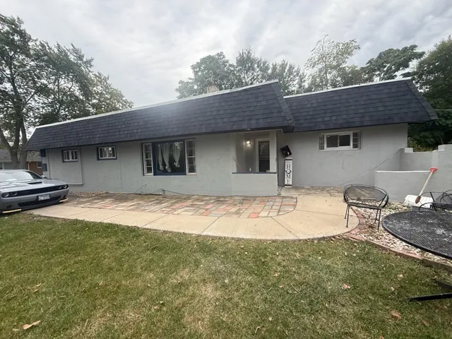 $225,000 | 210 Southgate Avenue, Chicago Heights, IL 60411