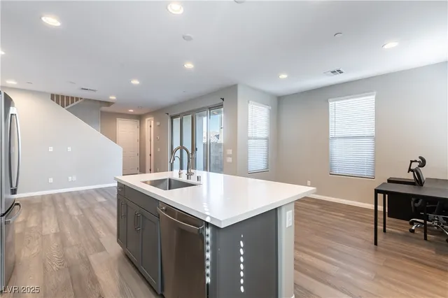 $465,000 | 11703 Emerald Lk Avenue, Las Vegas, NV 89138