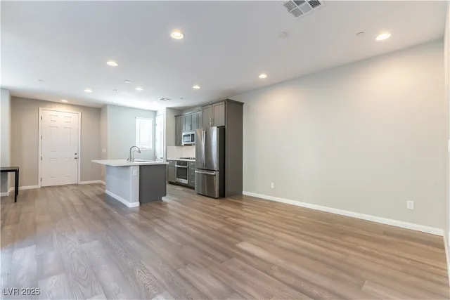 $465,000 | 11703 Emerald Lk Avenue, Las Vegas, NV 89138