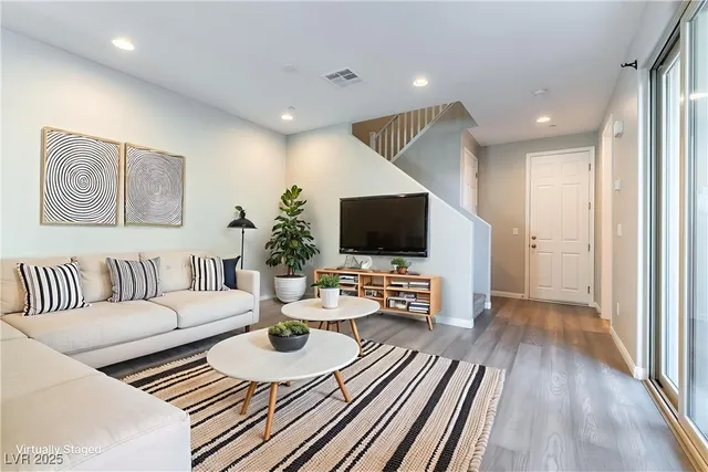 $465,000 | 11703 Emerald Lk Avenue, Las Vegas, NV 89138