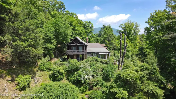 $749,000 | 11 Nordic Drive, Woodstock, NY 12498