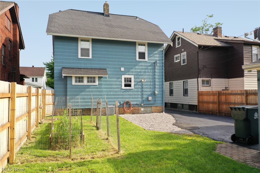 3301 Tullamore Road Cleveland, OH 44118 - Photo 22 of 35 Gallery Image 22