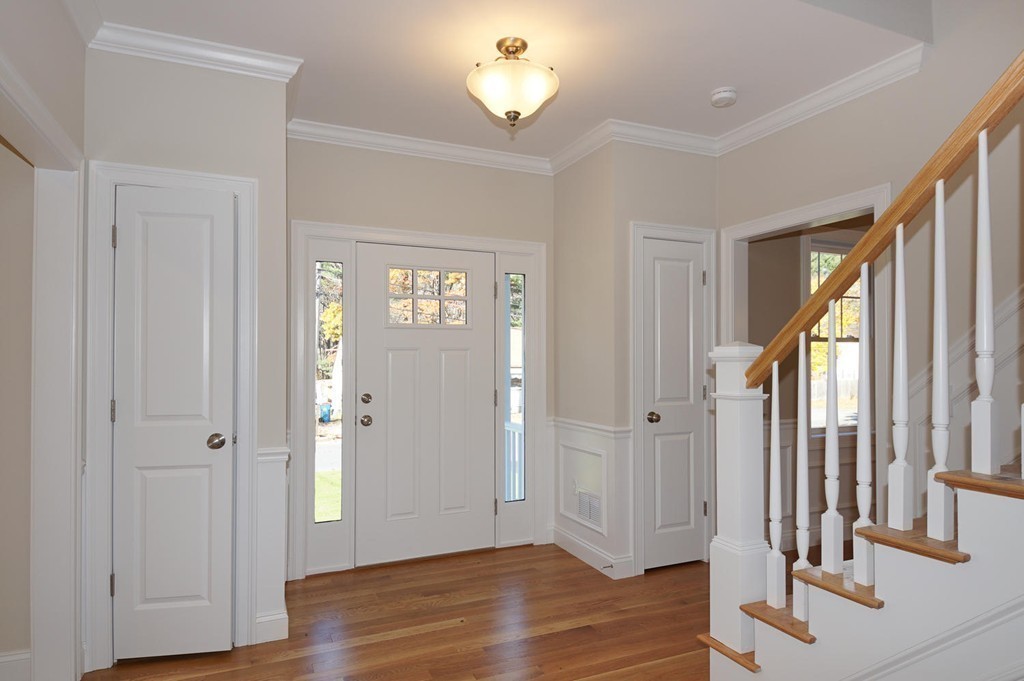 1 Meadowvale Road Burlington, MA 01803 - Photo 6 of 18 Gallery Image 6