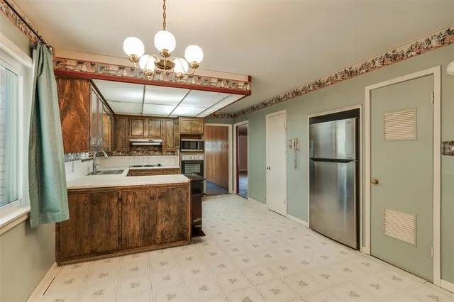 $210,000 | 501 South Hilltop, Burkburnett, TX 76354