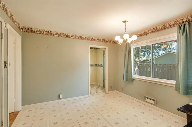 $210,000 | 501 South Hilltop, Burkburnett, TX 76354