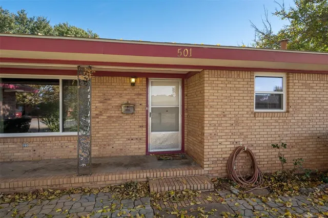 $210,000 | 501 South Hilltop, Burkburnett, TX 76354