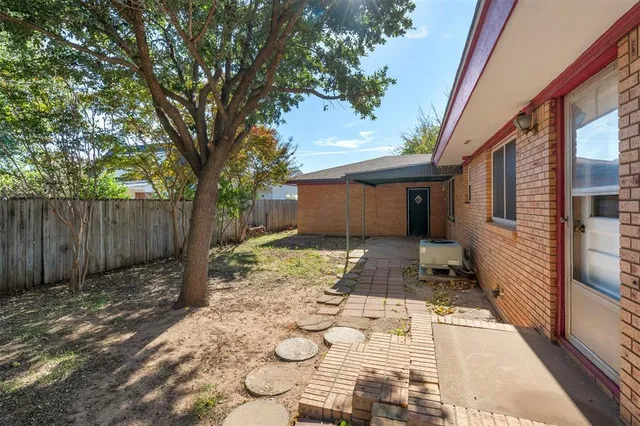 $210,000 | 501 South Hilltop, Burkburnett, TX 76354