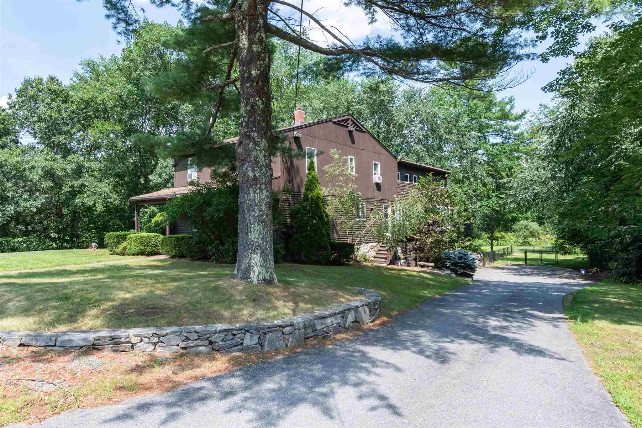 70 Windham Road Pelham, NH 03076 - Photo 27 of 32