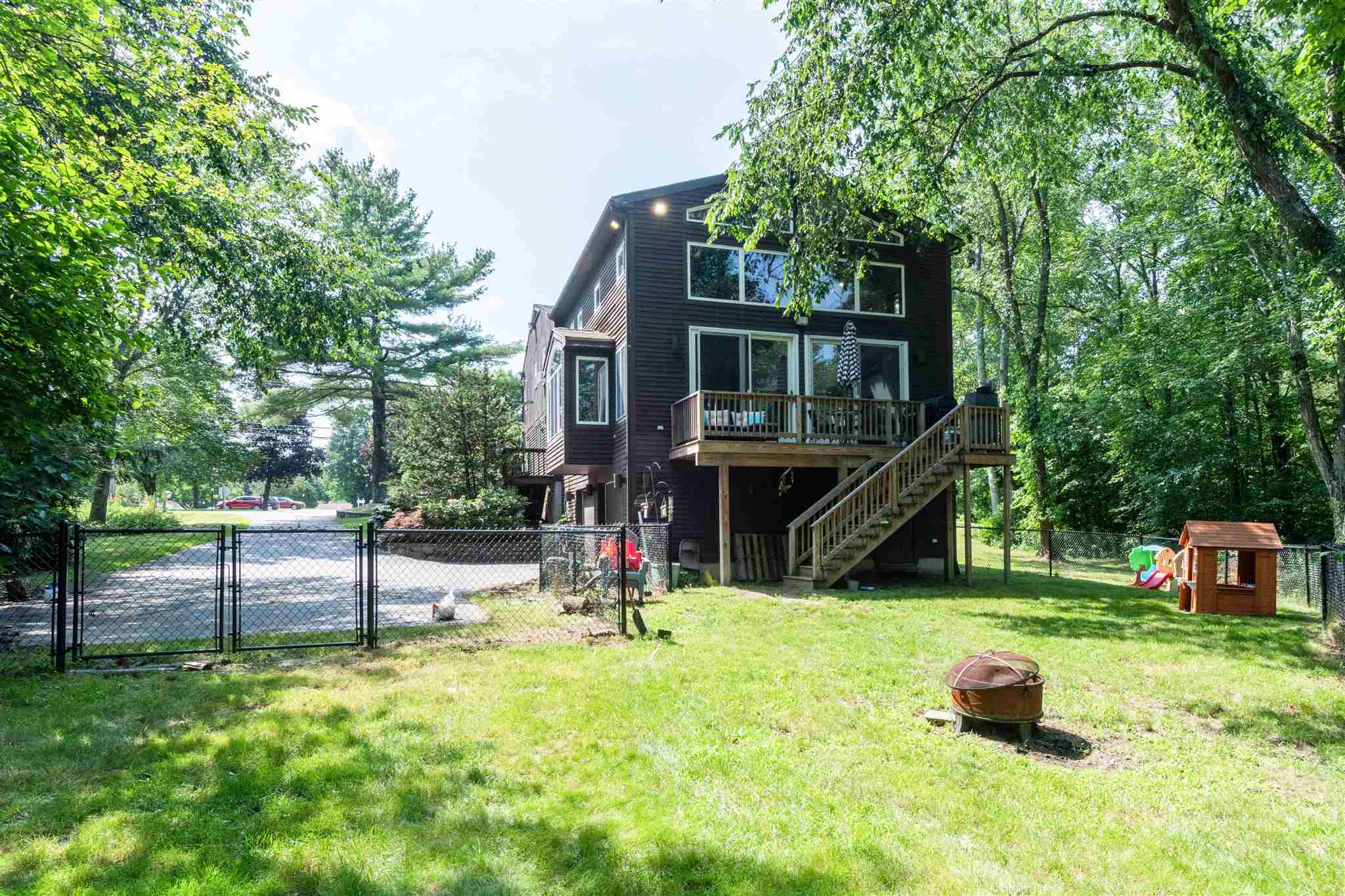 70 Windham Road Pelham, NH 03076 - Photo 28 of 32