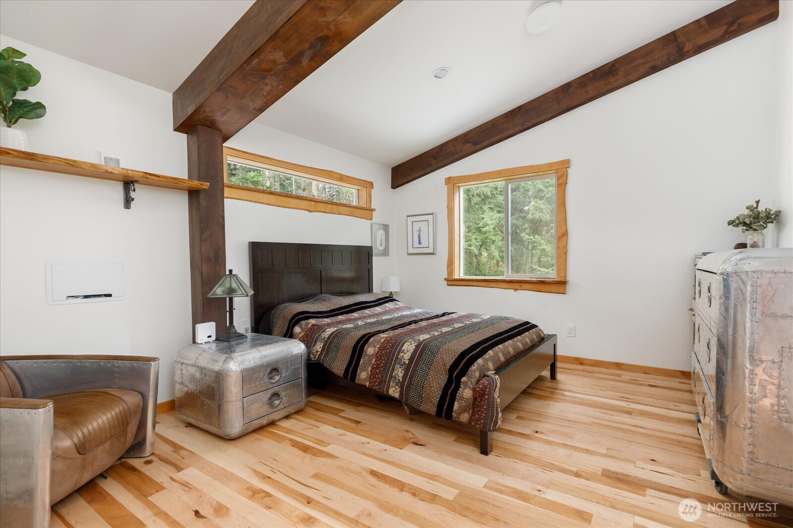5287 Maxwelton Road Langley, WA 98260 - Photo 14 of 40 a bedroom with bed and a window