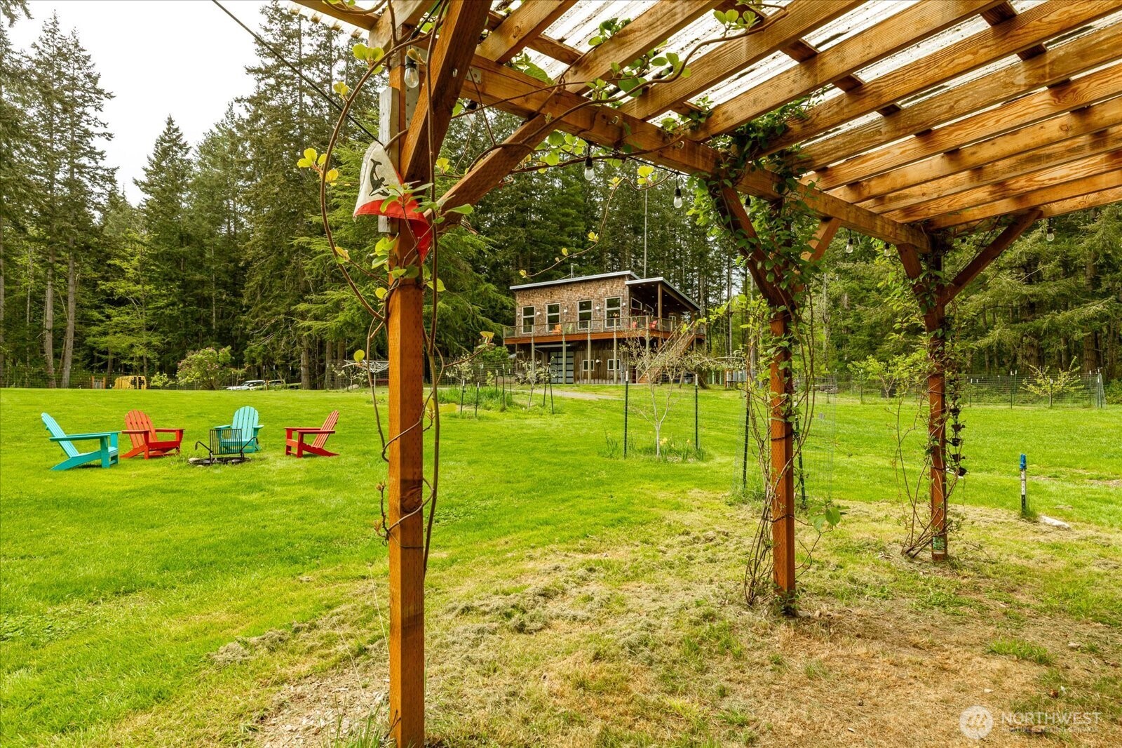 5287 Maxwelton Road Langley, WA 98260 - Photo 29 of 40 a view of a park with a tree