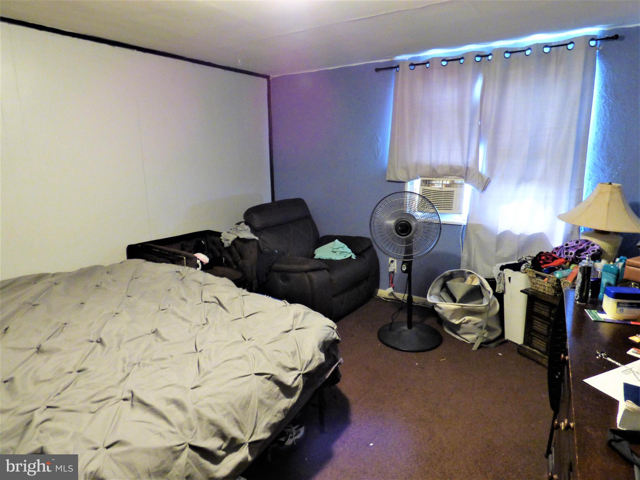 931 Grant Road Folcroft, PA 19032 - Photo 7 of 14 Main bedroom