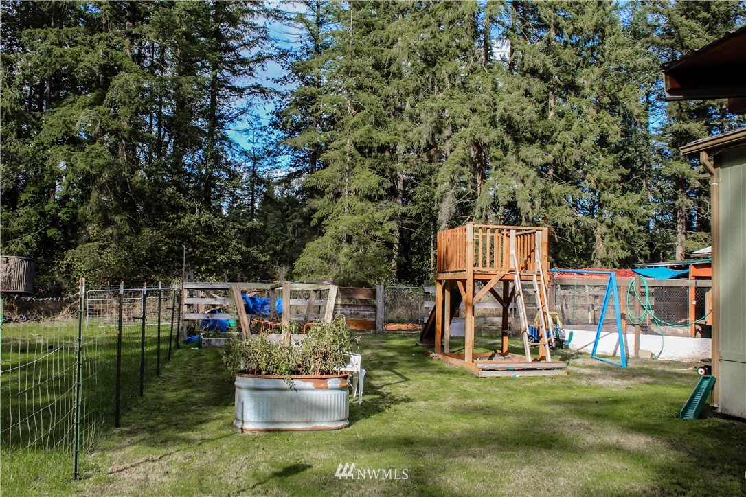 10032 168th Avenue Southwest Rochester, WA 98579 - Photo 15 of 25