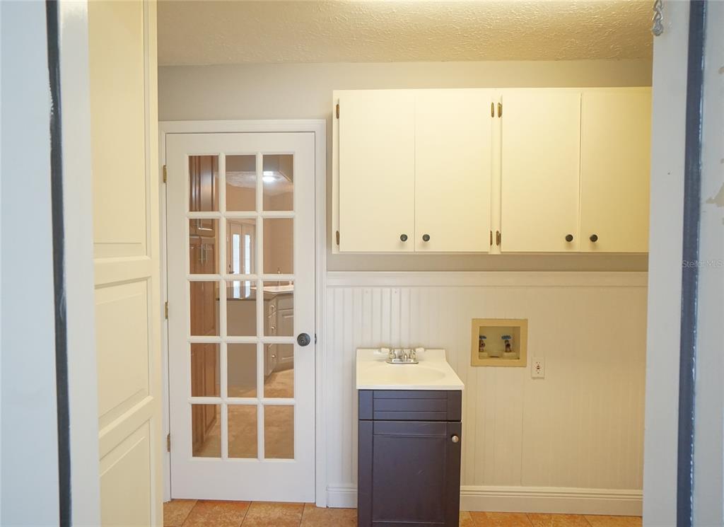 3807 Turkey Oak Drive Valrico, FL 33596 - Photo 39 of 44 a view of front door