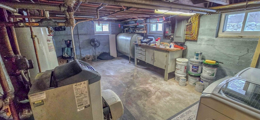 174 Slocum Road Dartmouth, MA 02747 - Photo 16 of 27