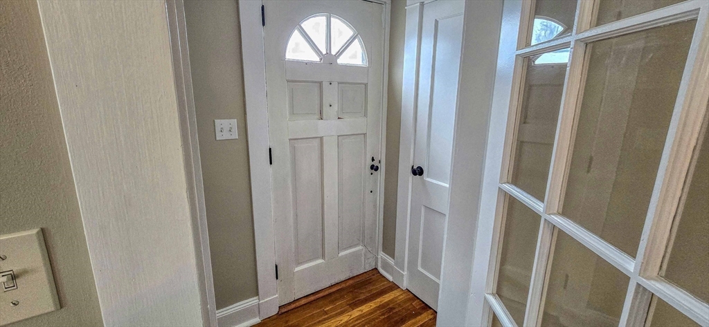 174 Slocum Road Dartmouth, MA 02747 - Photo 9 of 27