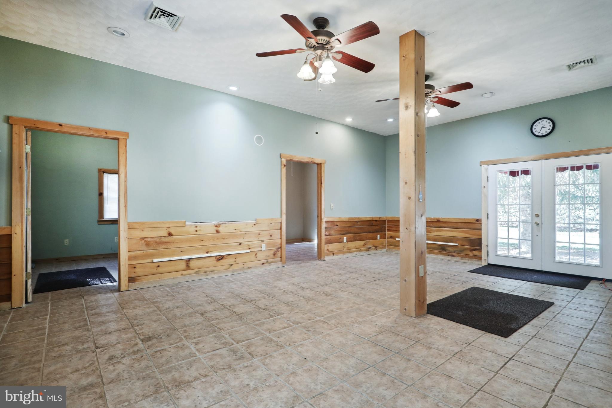 427 Pleasant Grove Road Red Lion, PA 17356 - Photo 41 of 64 Great office space