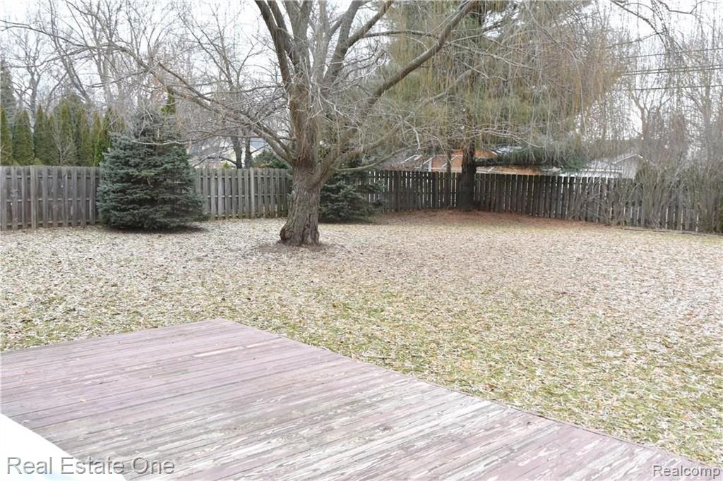 3185 Gerald Avenue Rochester Hills, MI 48307 - Photo 7 of 27