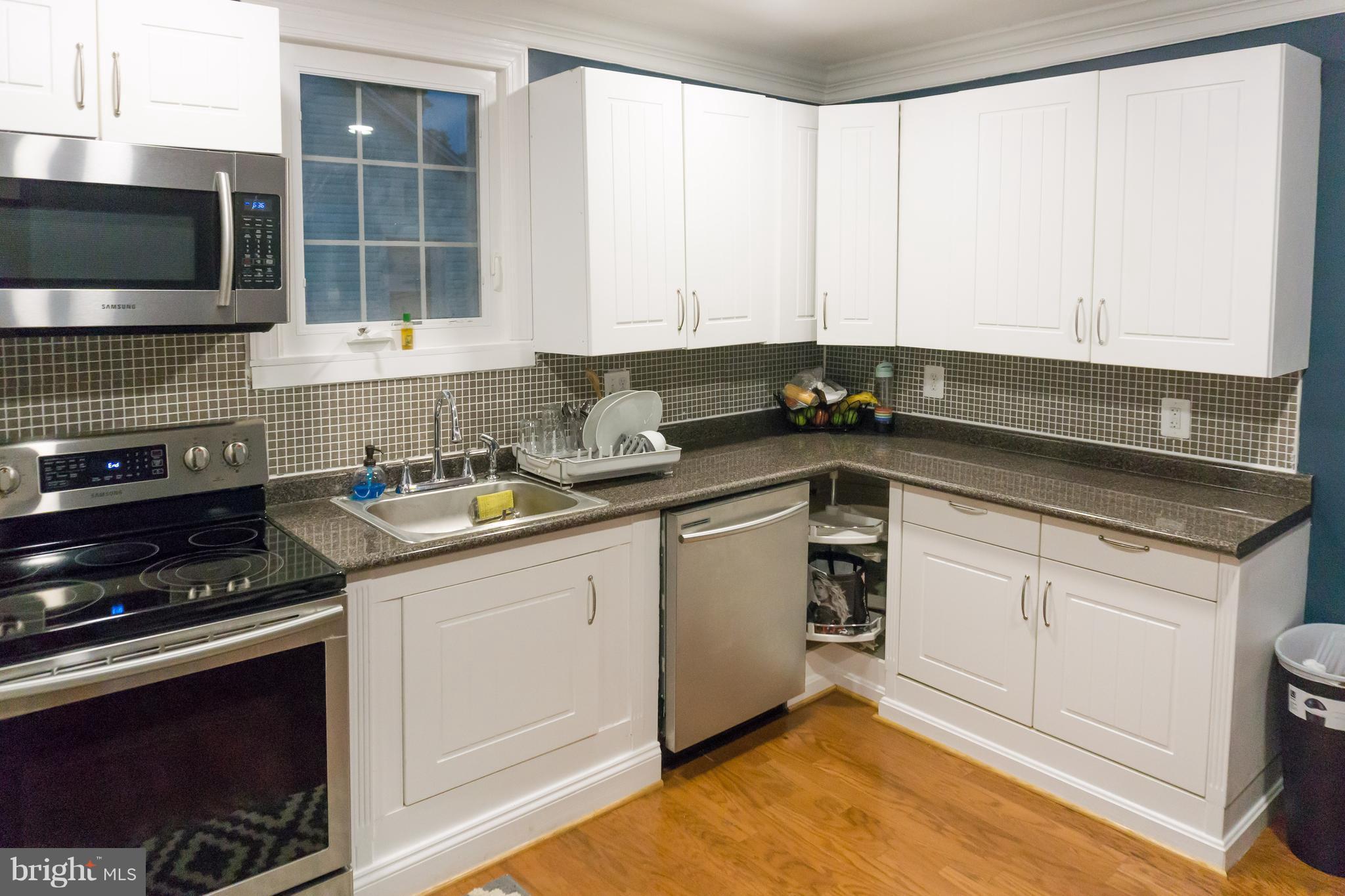 9504 Temple Hill Road Clinton, MD 20735 - Photo 11 of 29 Kitchen